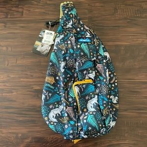 NWT Kavu Outdoor Sling Bag